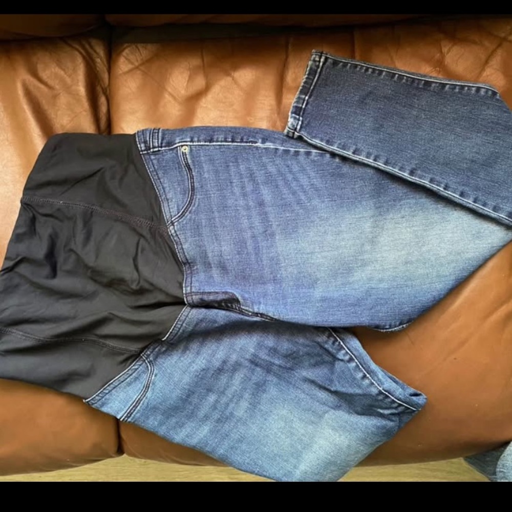 Maternity jean bundle
